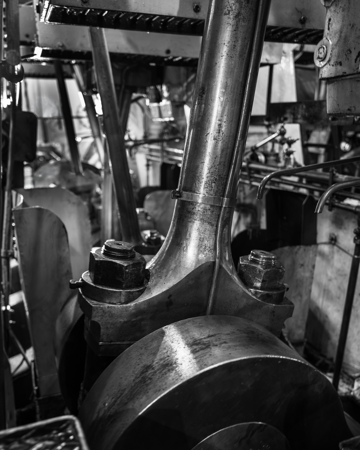 SS Stettin engine room, Plate 3: Connecting Rod — photograph by Don Gillikin